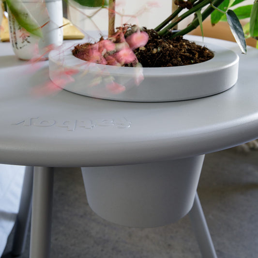 Bakkes<br> Side Table & Planter