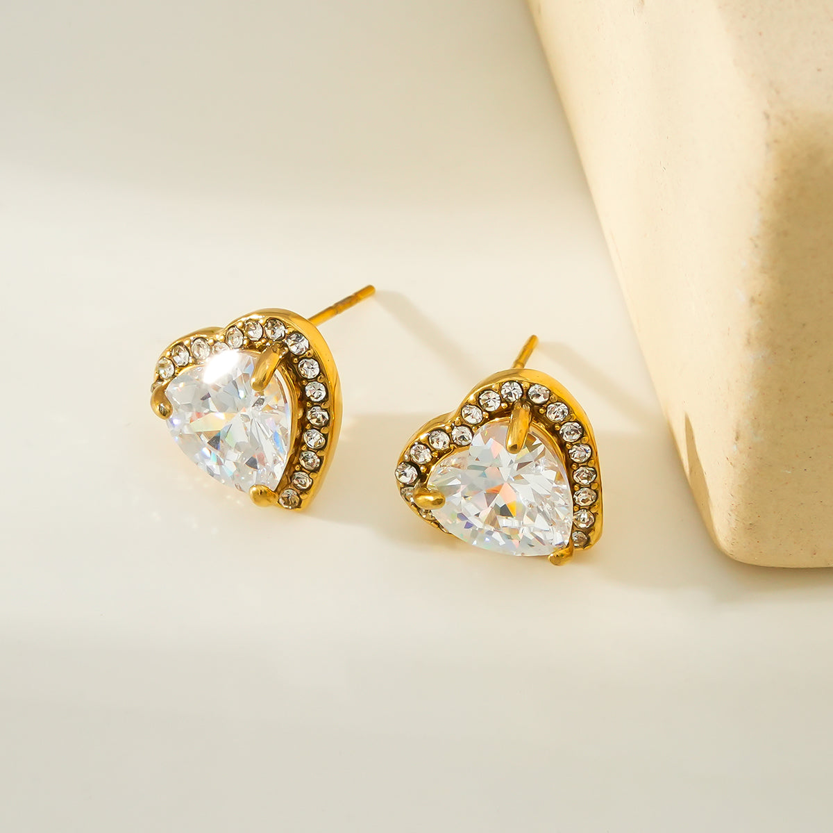 BANRAK Gold: Shimmering Heart Shaped Moissanite & Zirconia (CZ) Embedded Stud Earrings