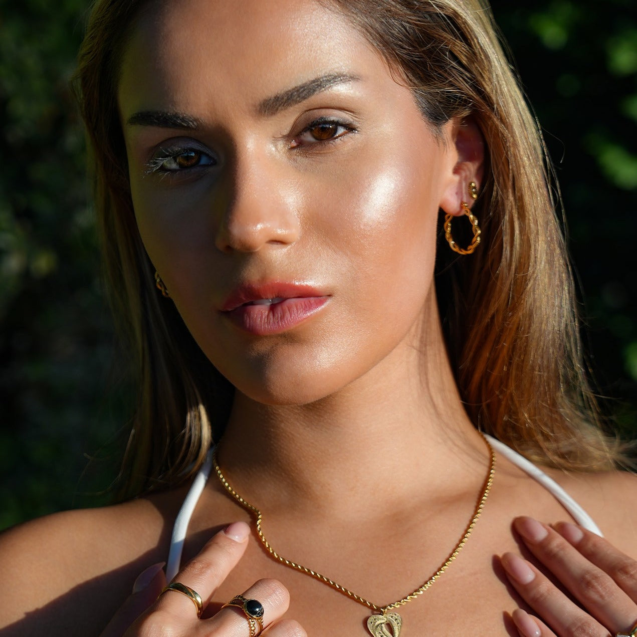 BARBARA Gold: Contrast Textured Twisted Rope Hoop Earrings