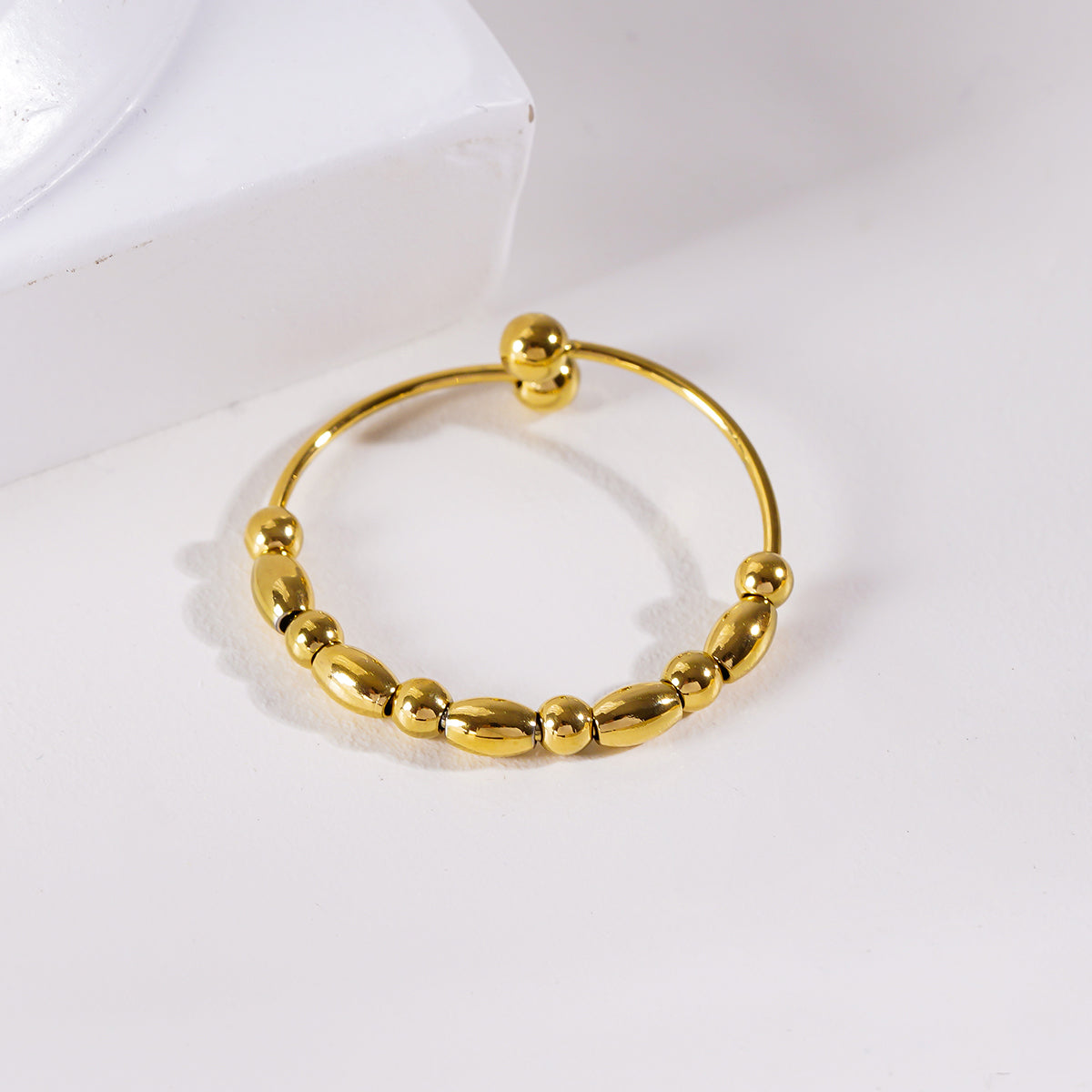 BERNILA: Contemporary Round & Oval Beaded Ring