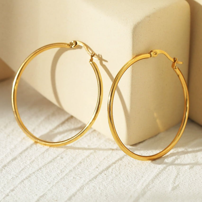 Style BIANCA Gold: Classic Essential Everyday Basic Round Gold Hoops. Available in 7 Sizes - 1cm to 6cm