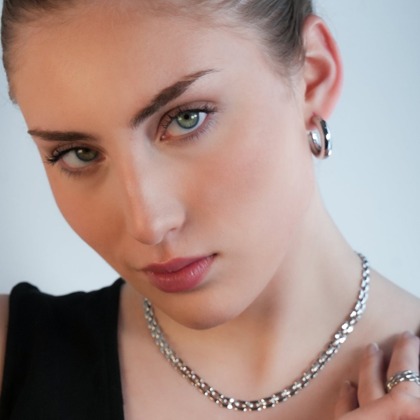 BLYDE Silver (White Gold): Semi-Wide Essential Hoop Earrings (2.5cm)