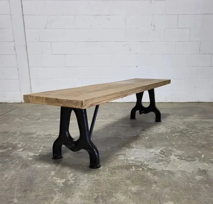 Banc en bois de manguier YORK avec pied en fonte noir