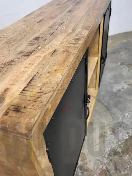 Buffet en bois de manguier avec porte en acier noir