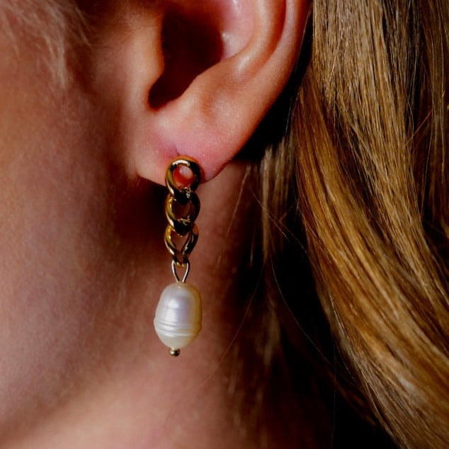 CATH Natural Freshwater Pearl Linked Drop Earrings