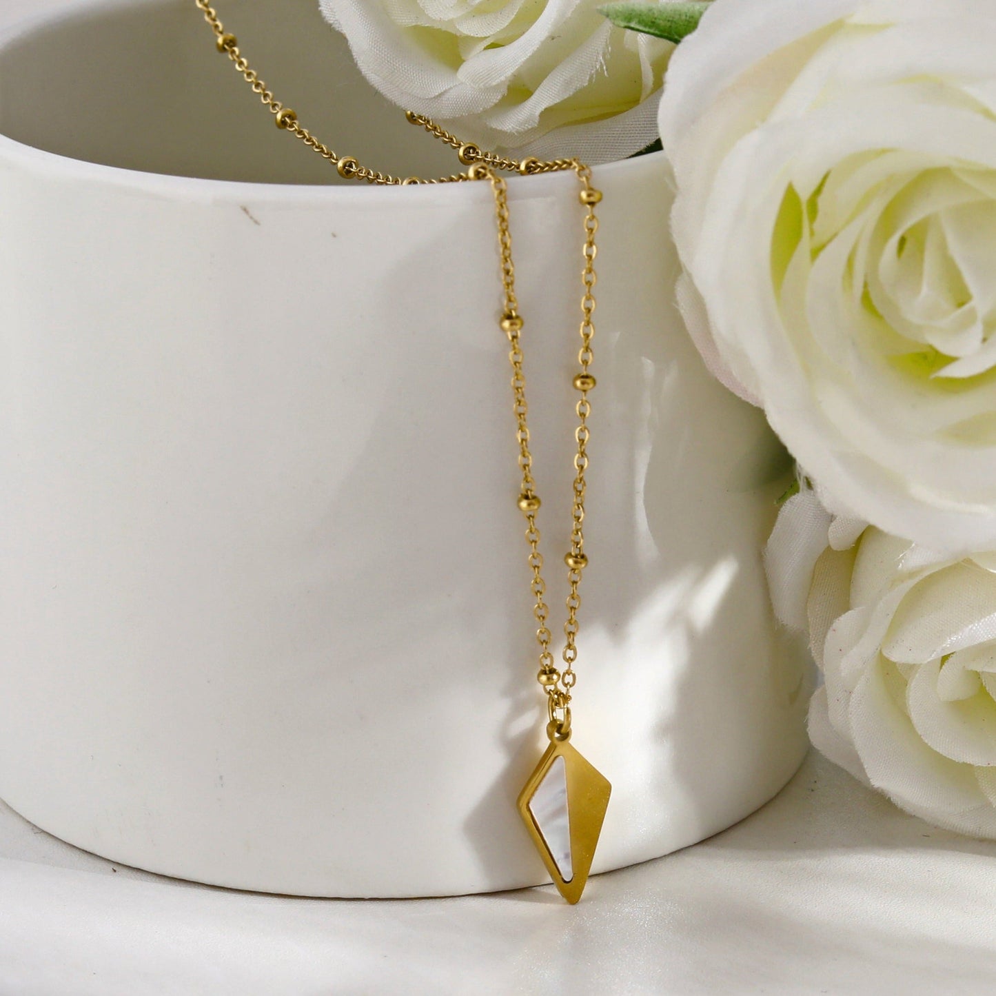 CATORI Minimalist Metal & Shell Diamond Shaped Pendant Necklace