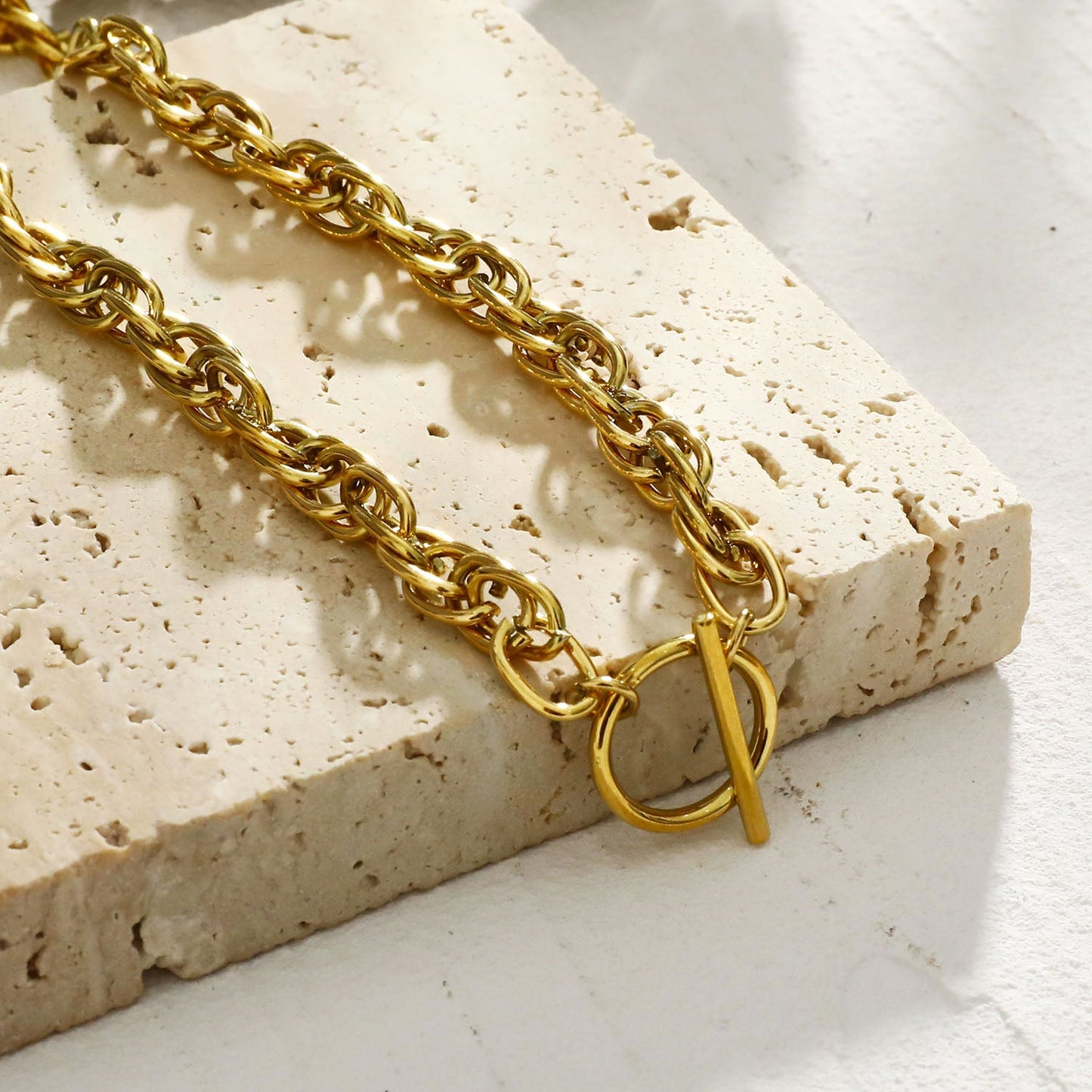 Style CHOLET: Chunky Intricate Multi-Link Chain with Circle & T-Stopper