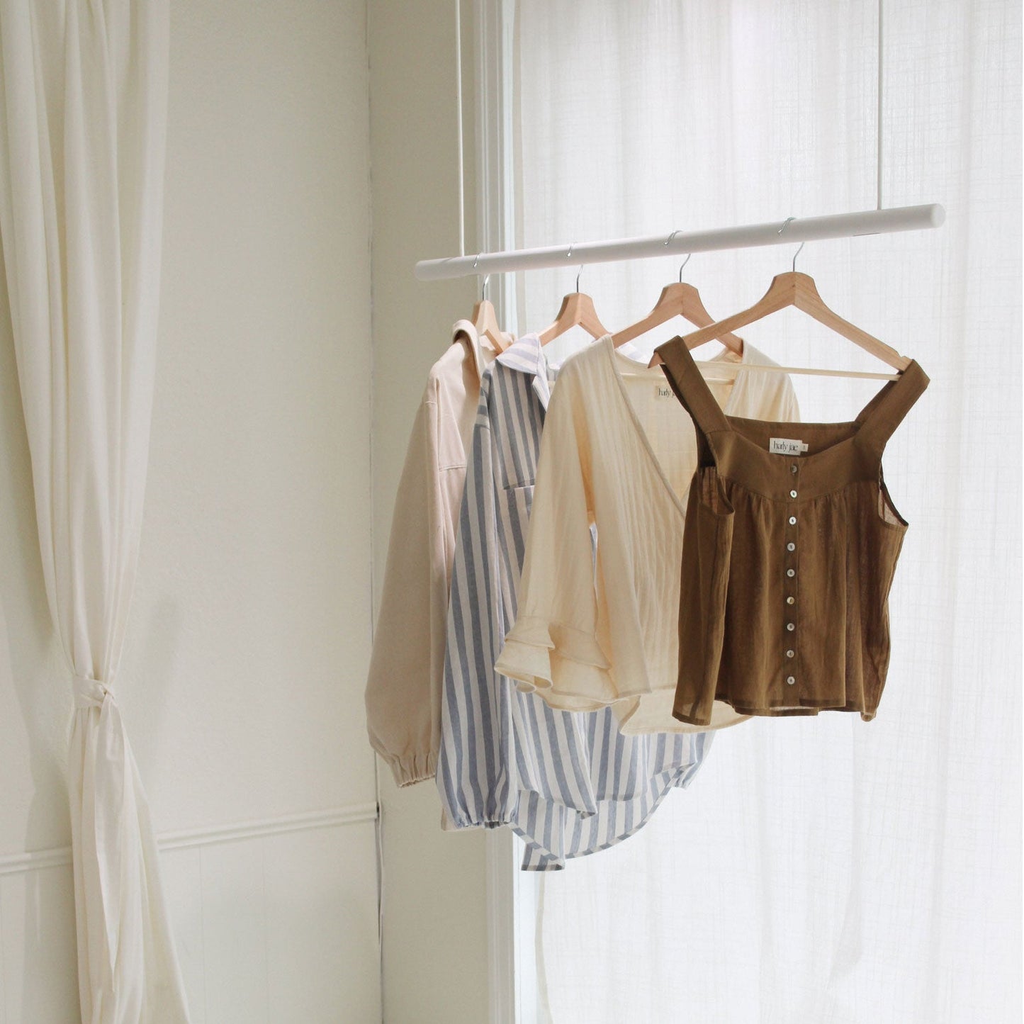 Hanging Clothing Rack