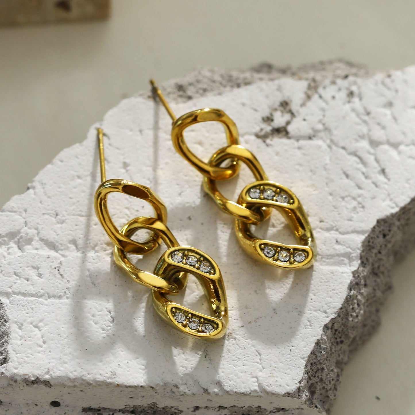 CUBA Cuban-Link Chain Zirconia Drop Earrings