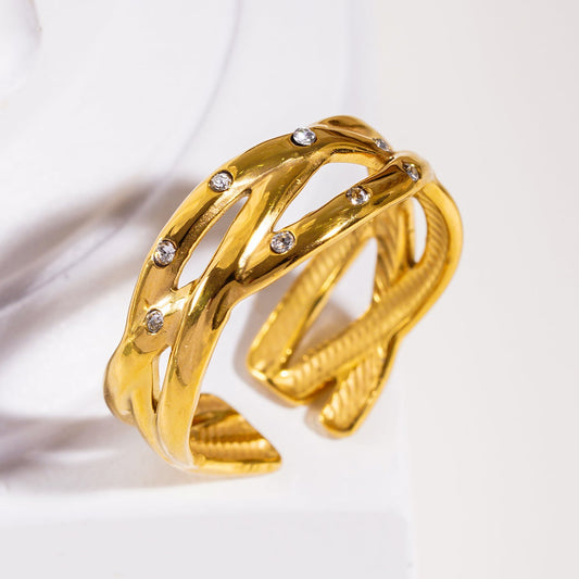 DARI: Intertwined Stacked Ring with Mini Zirconia Highlights