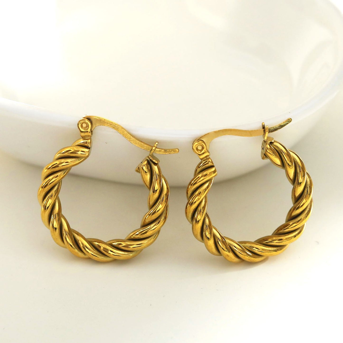 DAVANIA Texture Swirl Hoop Gold Earrings