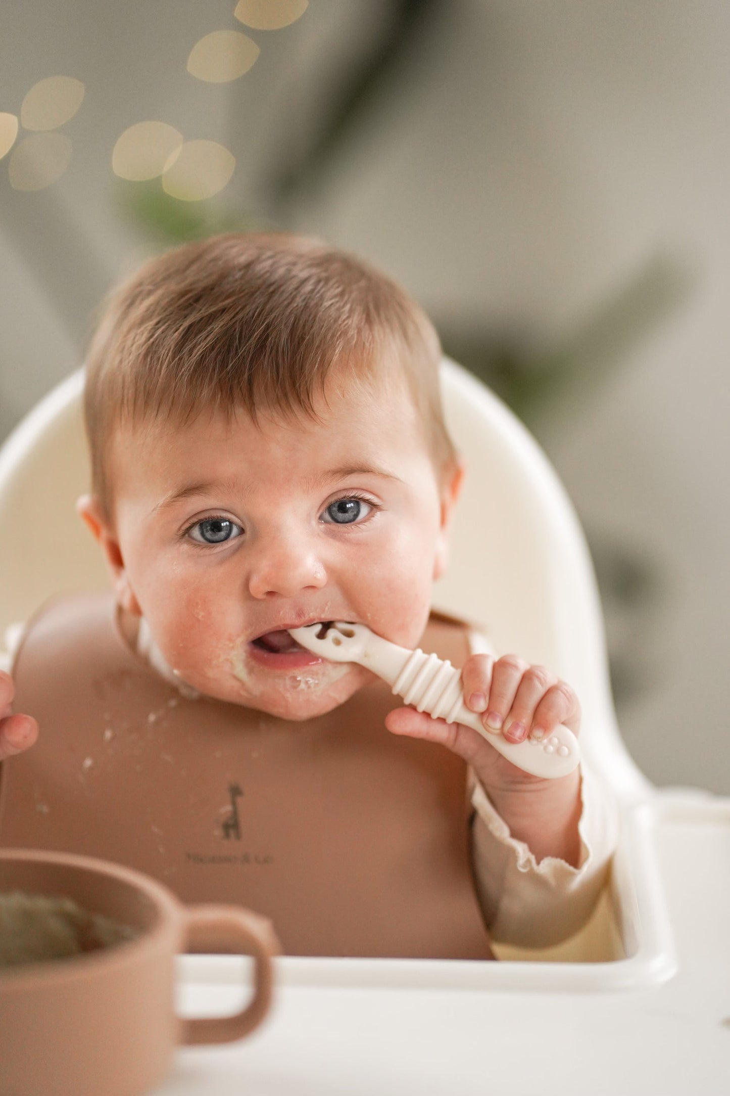 Les cuillères d'apprentissage en silicone