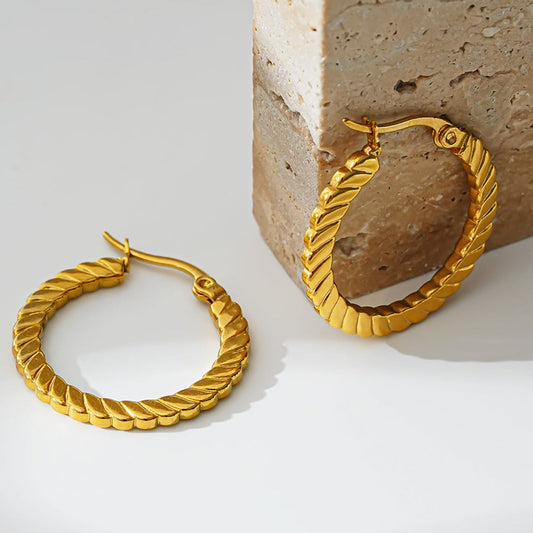 Style ORTANA: Sculptured Pattern Hoop Earrings