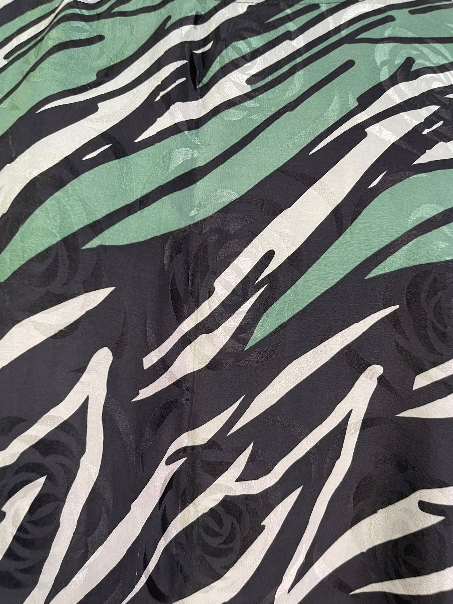 PRC6298 Avatar Pure Silk Capelet Poncho