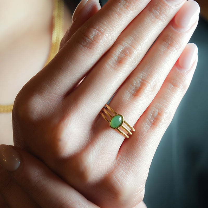 ELMARIE: Triple Banded Textured Ring with Green Aventurine Stone Centre Piece