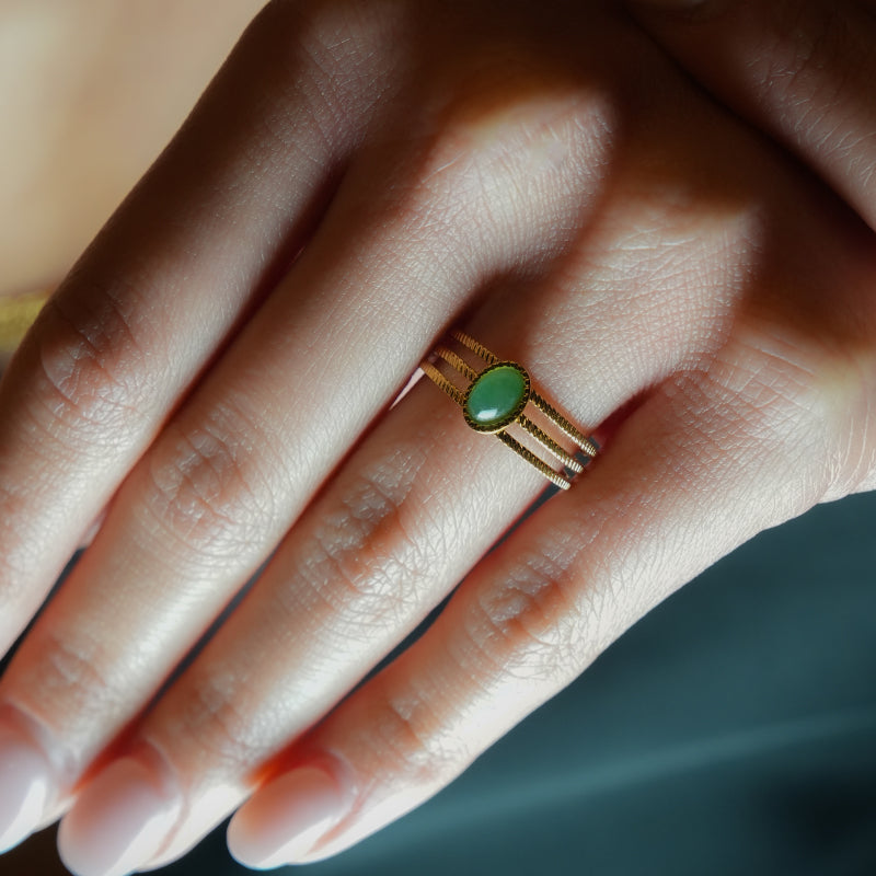 ELMARIE: Triple Banded Textured Ring with Green Aventurine Stone Centre Piece