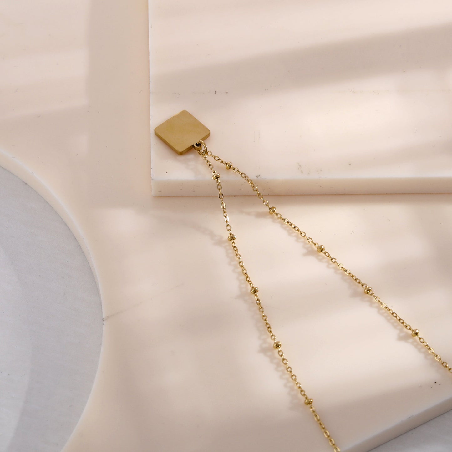 ELU Minimalist Metal & Shell Square Pendant Necklace