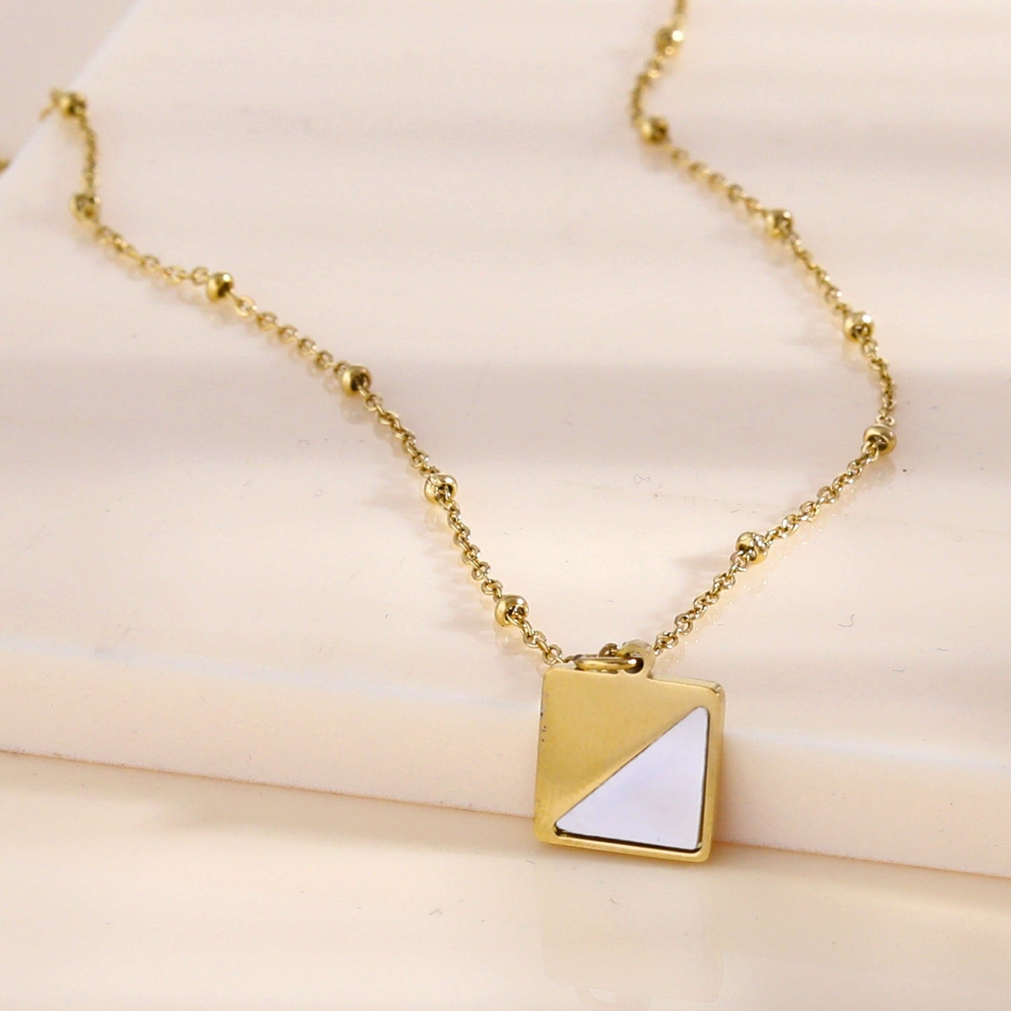 ELU Minimalist Metal & Shell Square Pendant Necklace