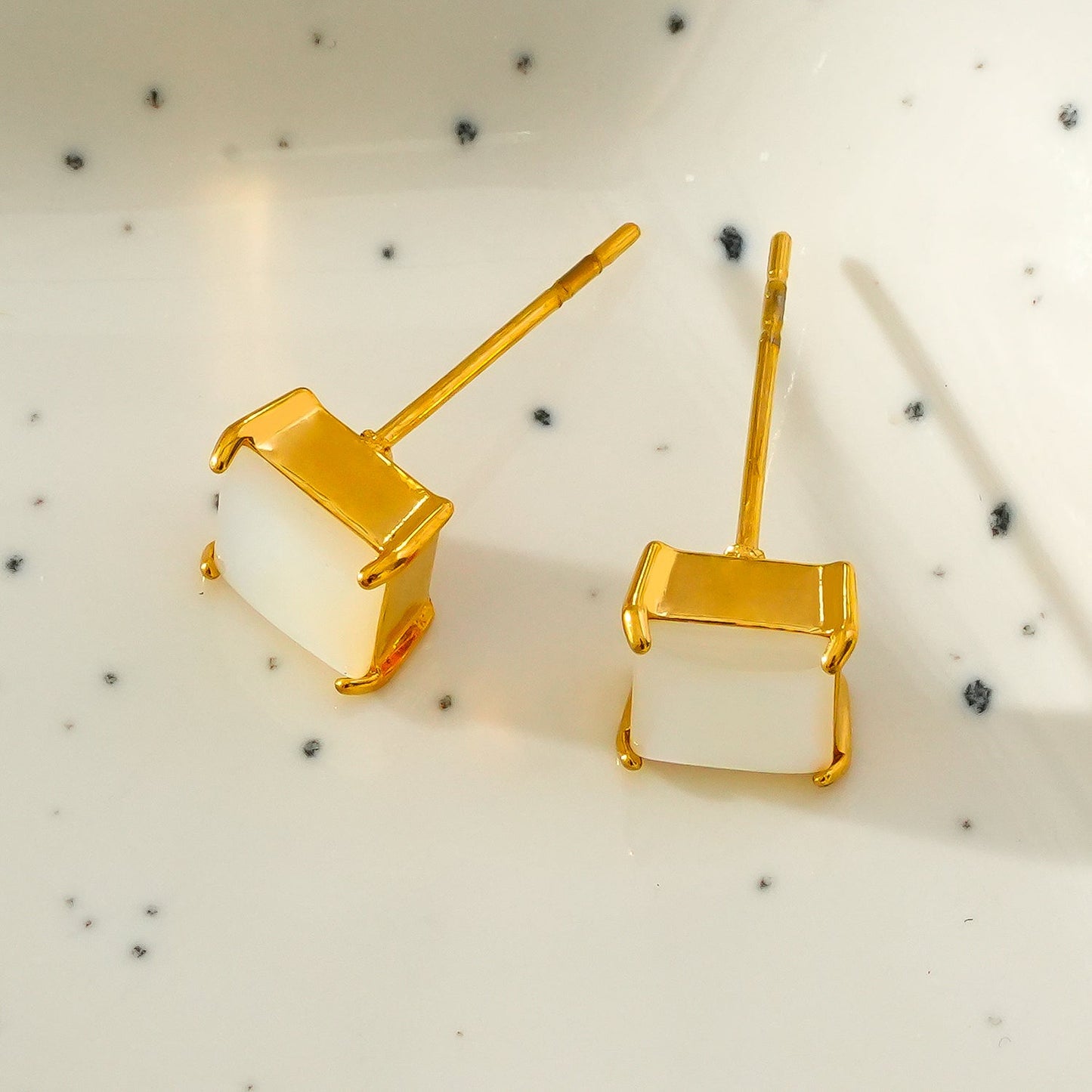 ERITH: Gold Rimmed Natural Shell Square Shaped Classic Stud Earrings