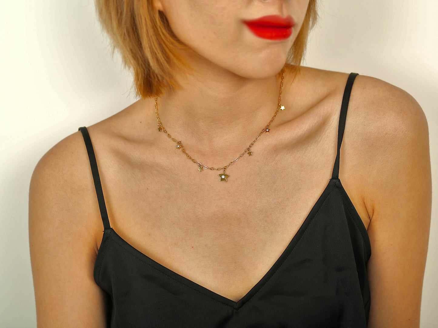 EVELYN Mini Stars & Zirconia Embeded Pendant Necklace
