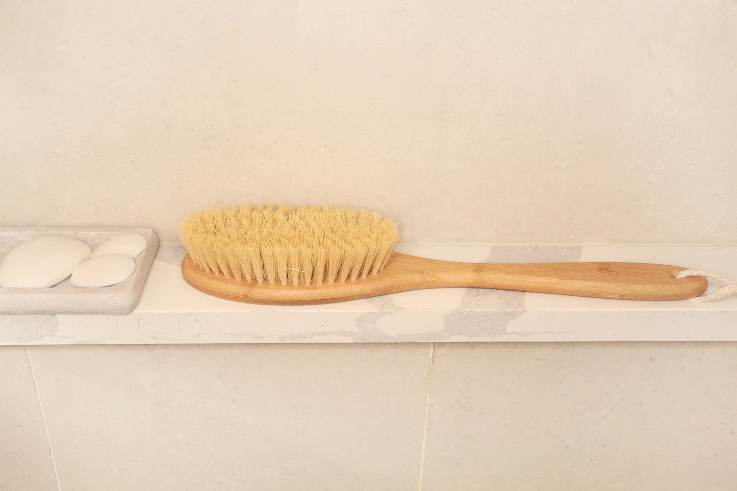 Natural Back Scrubbing Body Brush