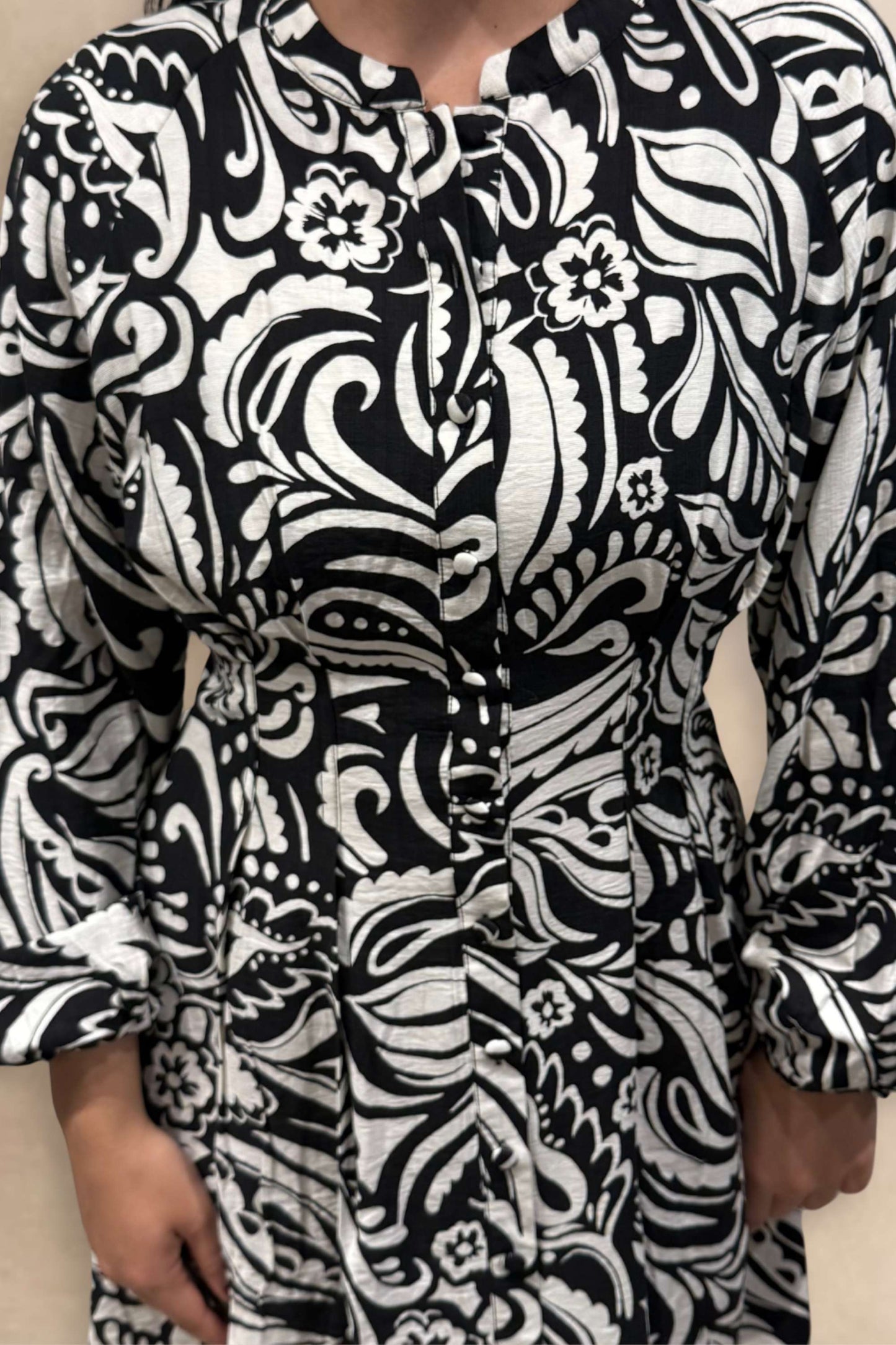 Eleanor Women's Black White Printed Dress Long Sleeves