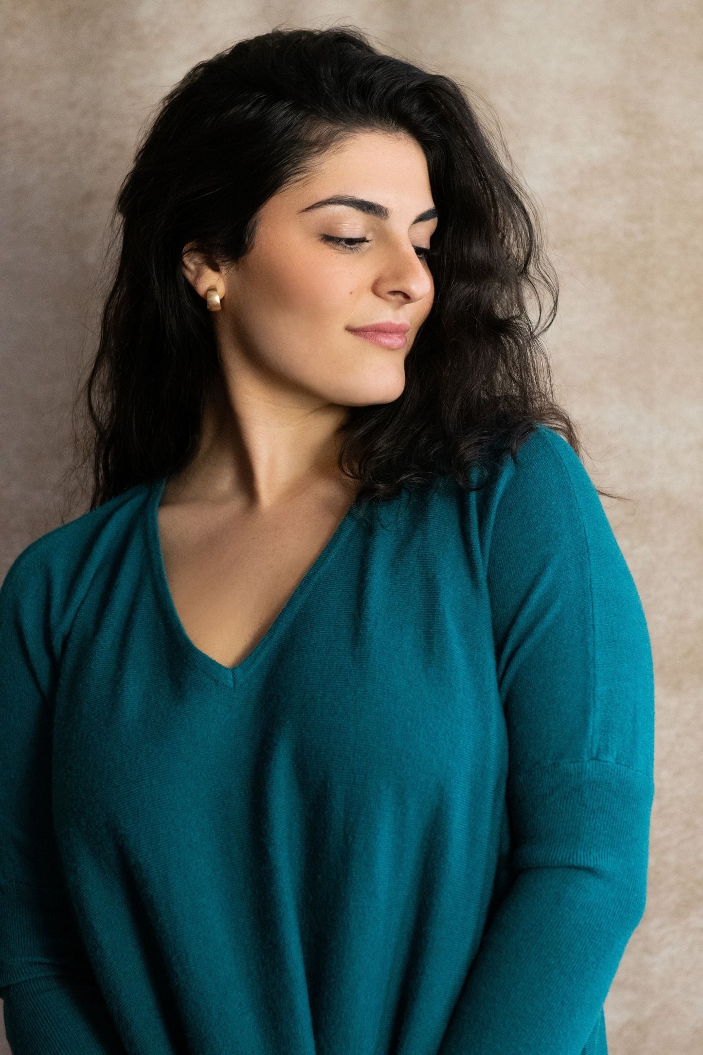 Emma V-Neck Oversize Sweater Long Sleeve Loose Fit Soft Knit Casual Cozy