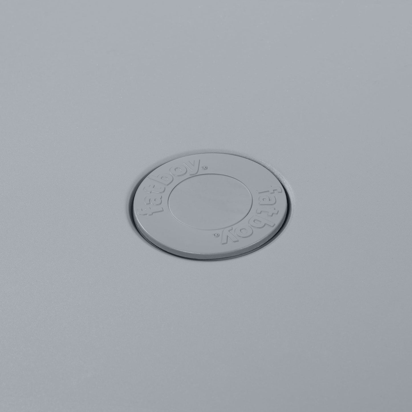 Toní Bistro Set<br> 1 Round Table + 2 Chairs