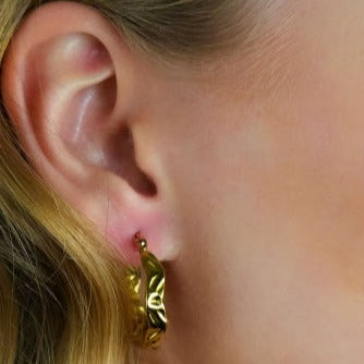 BARDELLO: AM to PM Twisted Textured Wavy Hoop Earrings