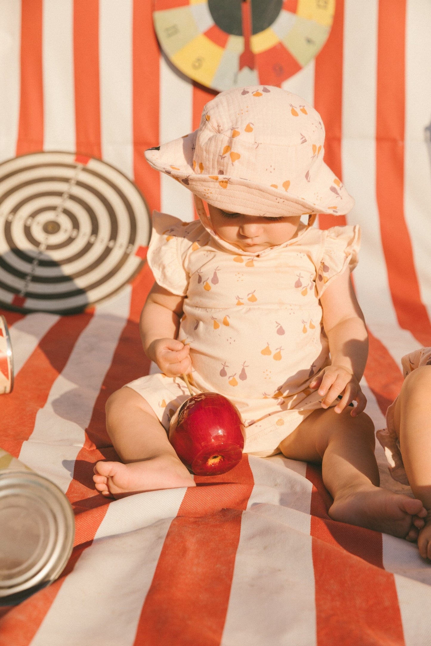 Printed Muslin Bucket Hat Peach With Pears