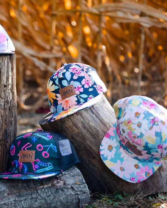 Printed Cap Black And Blue And Pink Items