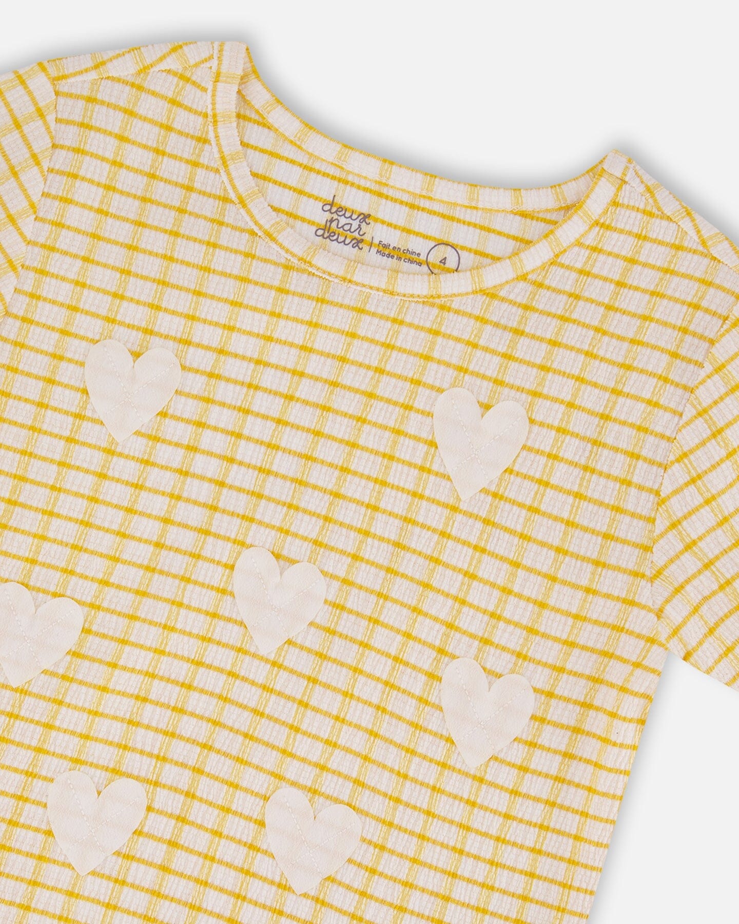 Crinkle Top With Applique Pale Yellow And White