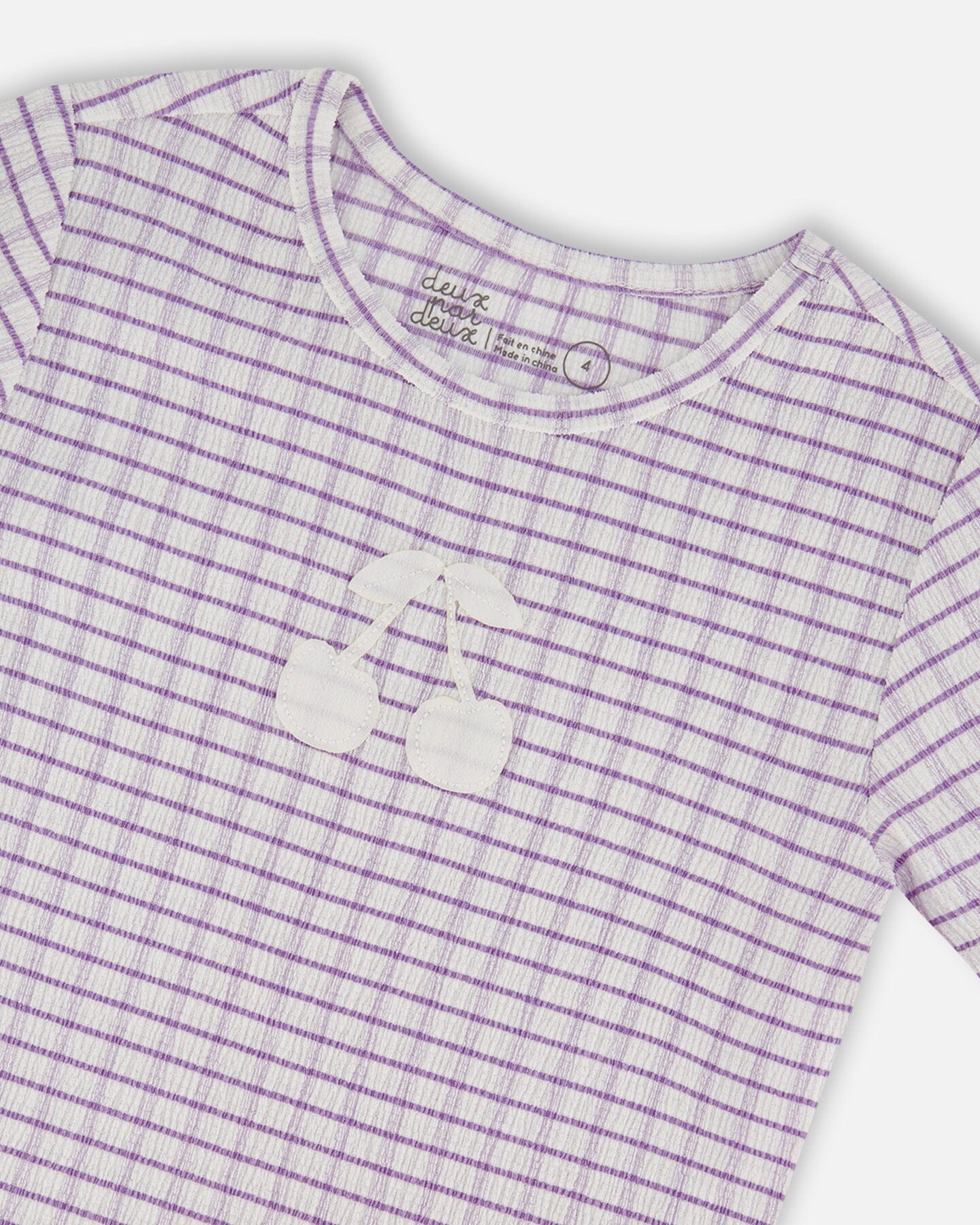 Crinkle Top With Applique White Checkered Lilac
