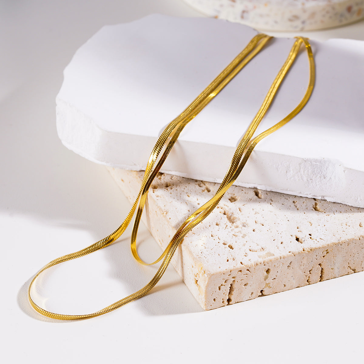 GINTA: Snake-Skin Textured 2-Layer Gold Necklace