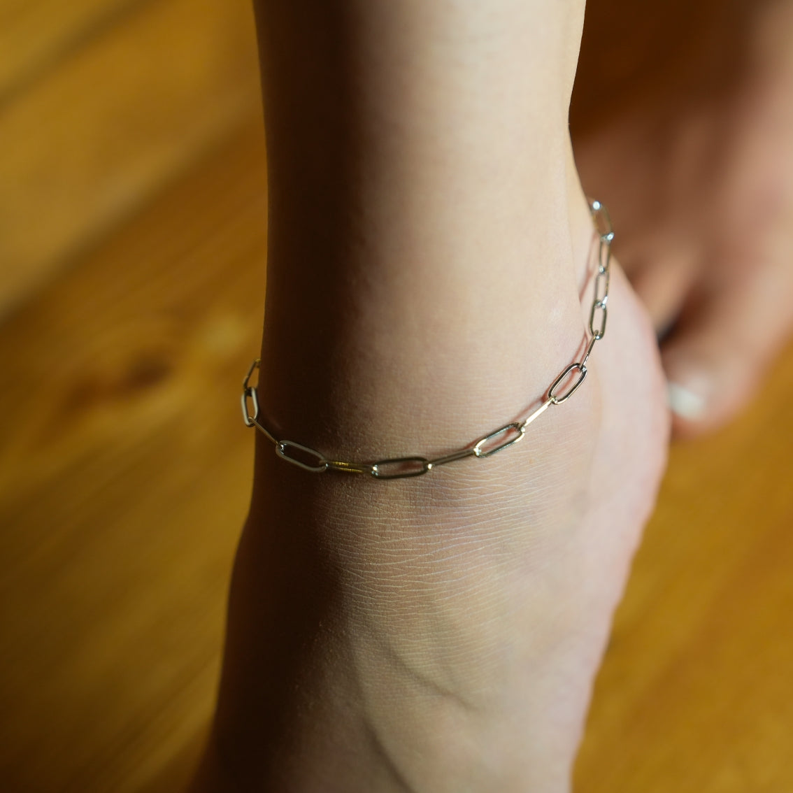 HAKILA LG: Essential Sillver Chain Link Paper-Clip Anklet