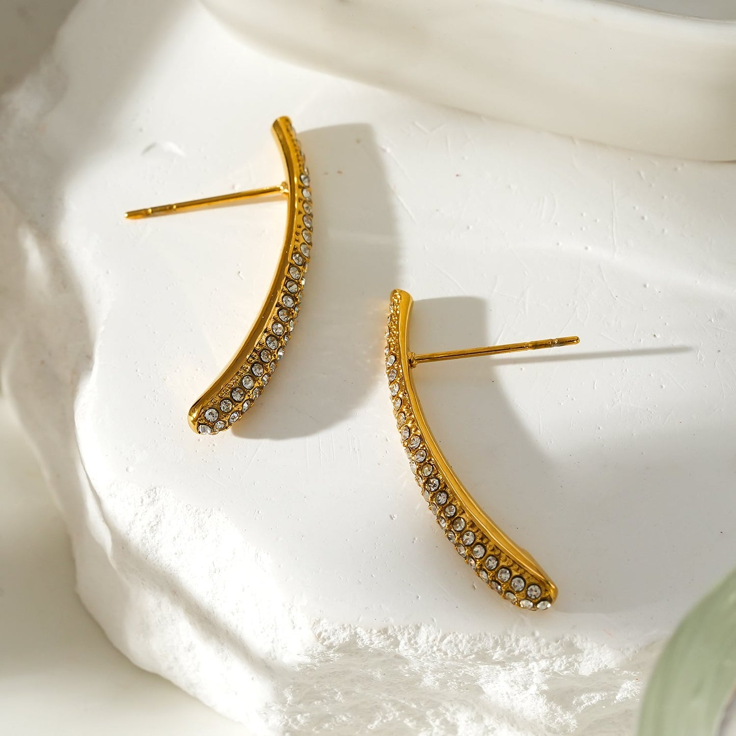 Style HILO: Curved Pavé Zirconia Shaped Stud Earrings in Silver