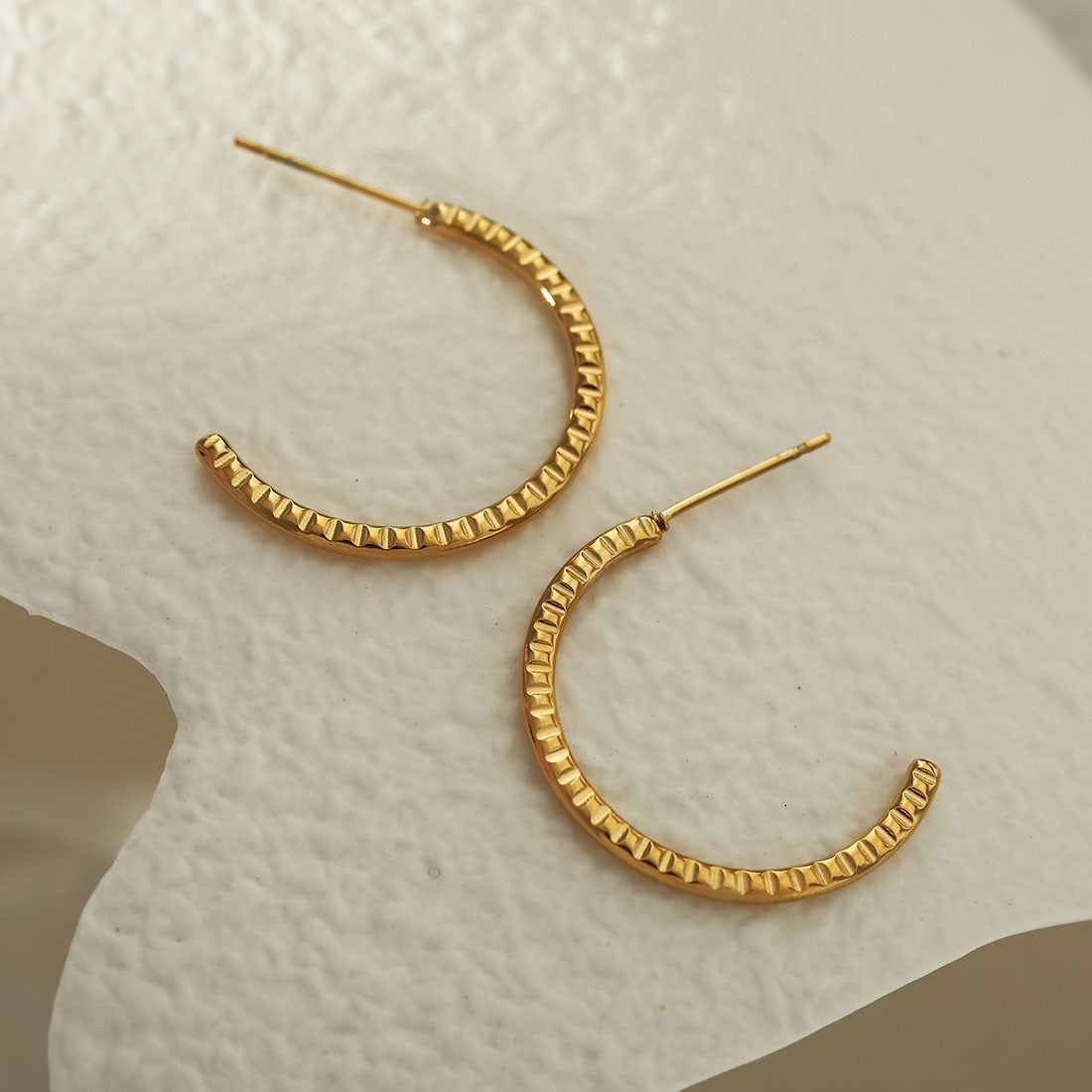 HOLLY: Textured Gold Hoop Earrings