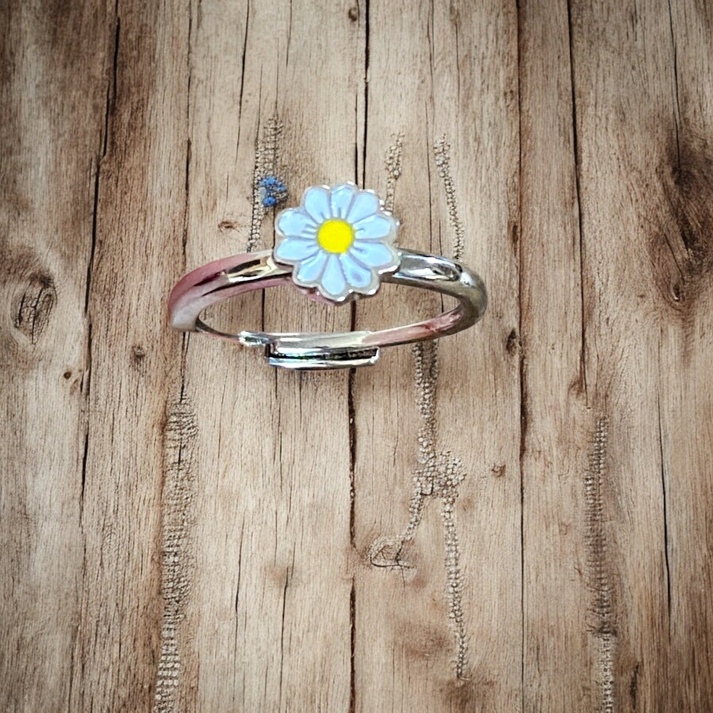 Daisy Fidget Ring – Adjustable Spinner Ring for Anxiety Relief