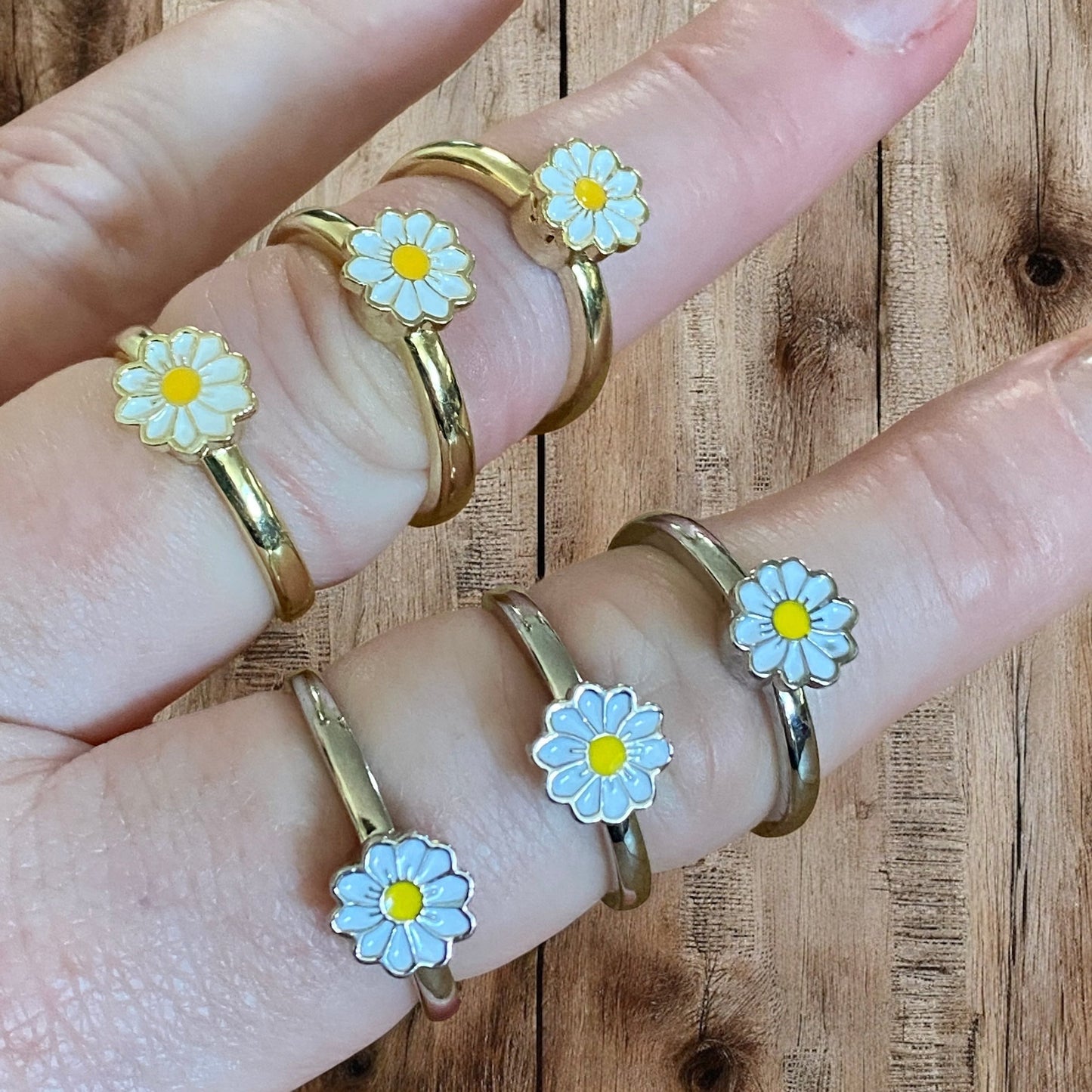 Daisy Fidget Ring – Adjustable Spinner Ring for Anxiety Relief
