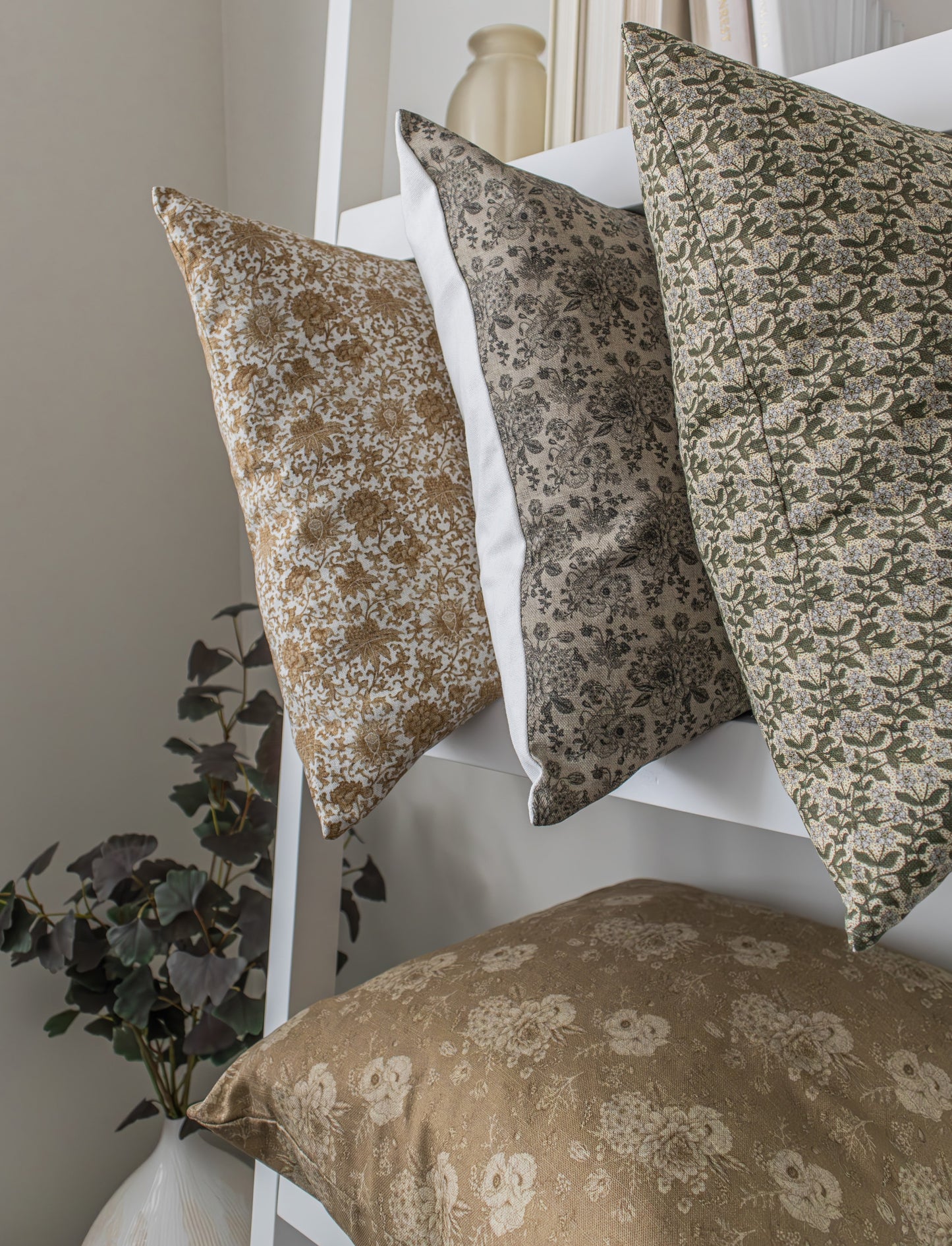 Serene | Floral Pillow Cover