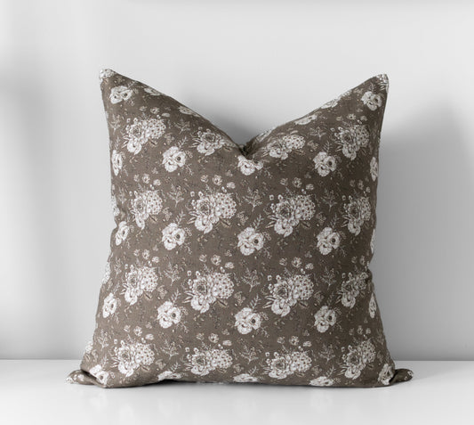 Elysia | Vintage Floral Pillow Cover