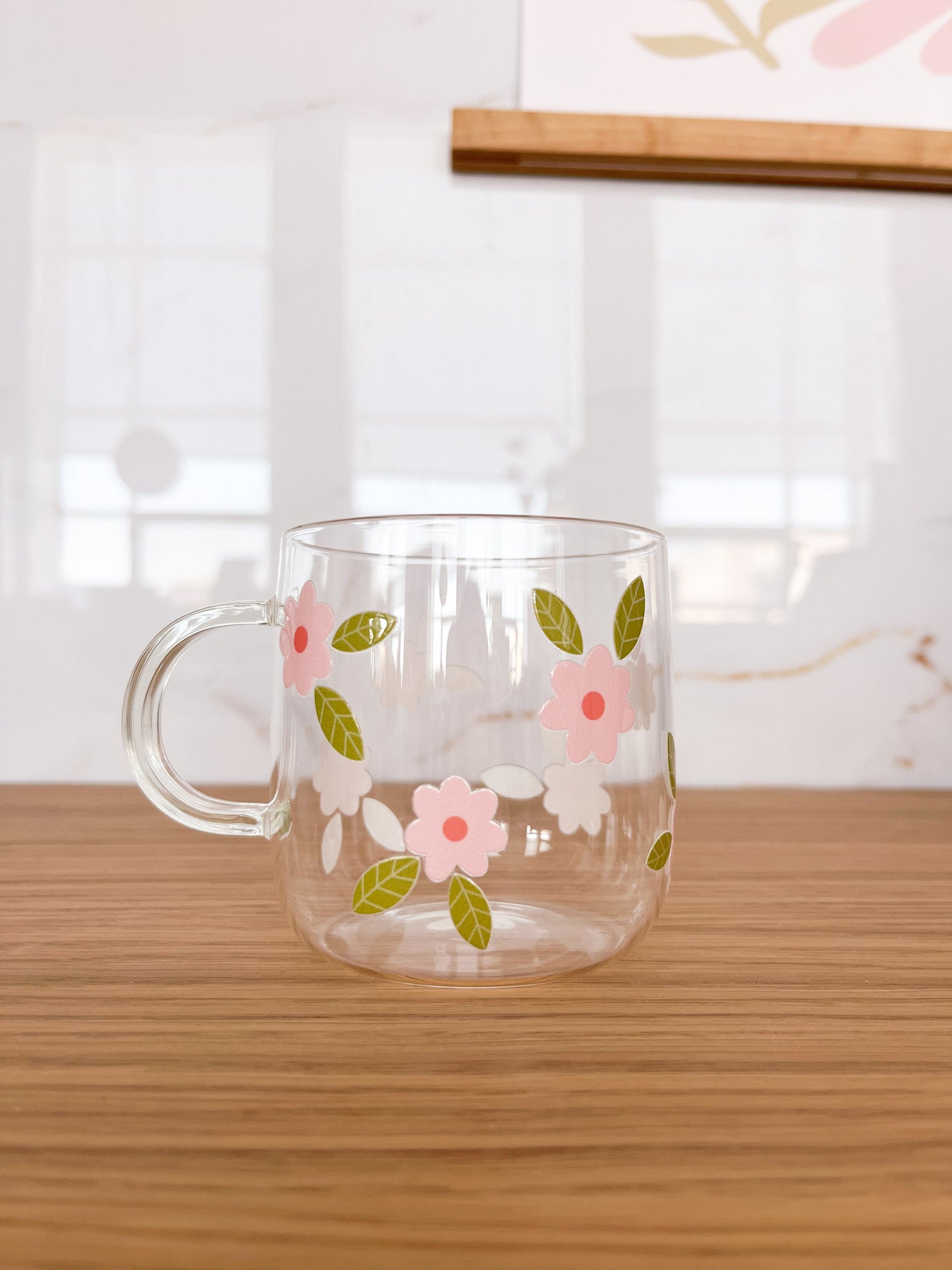 Tasse en verre clair - Fleurs maxi rose