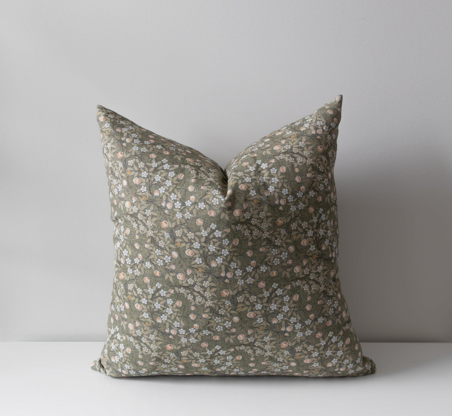 Isla | Green Floral Pillow Cover