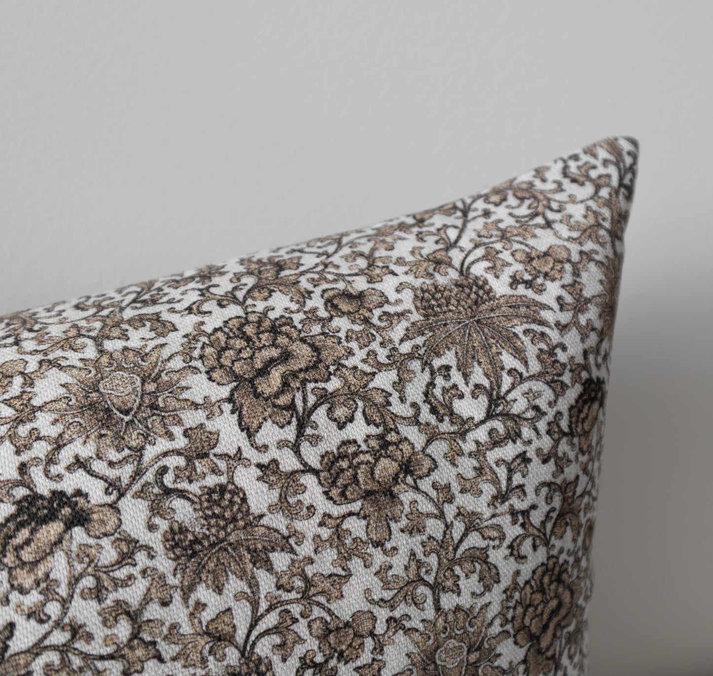 Odessa | Vintage Floral Pillow Cover
