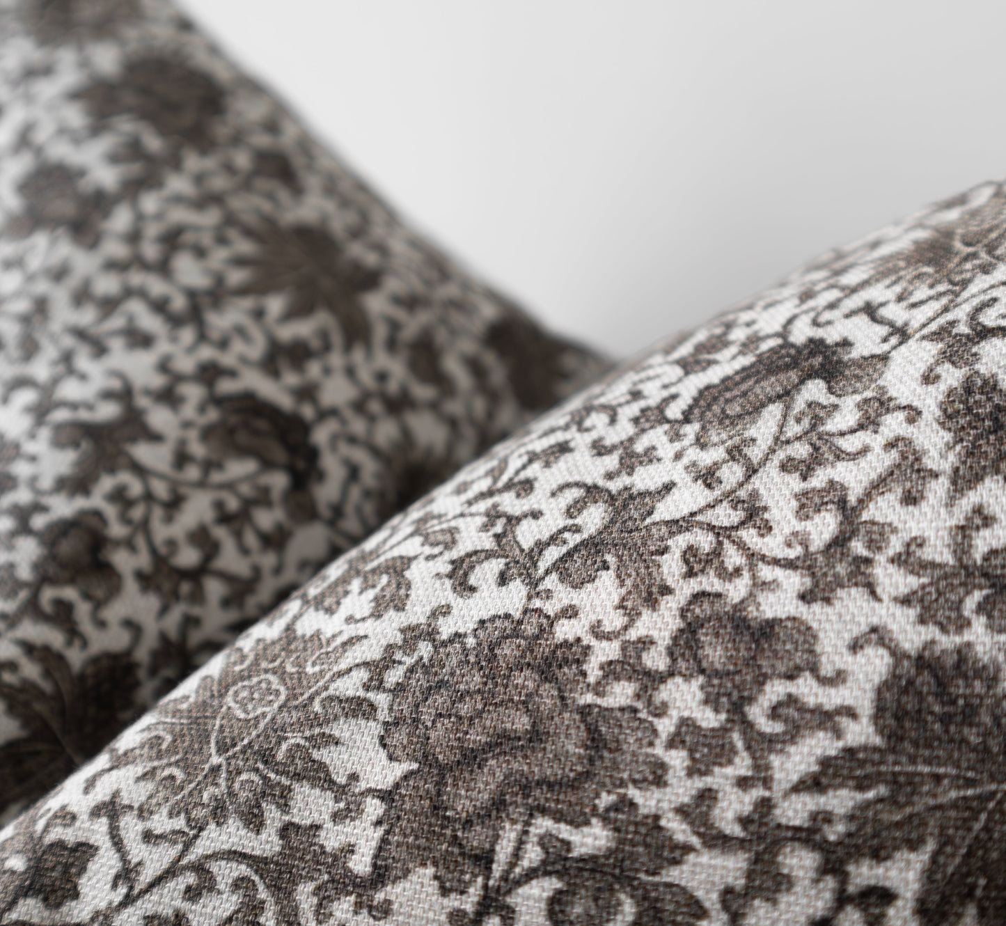 Amelia | Vintage Floral Pillow Cover