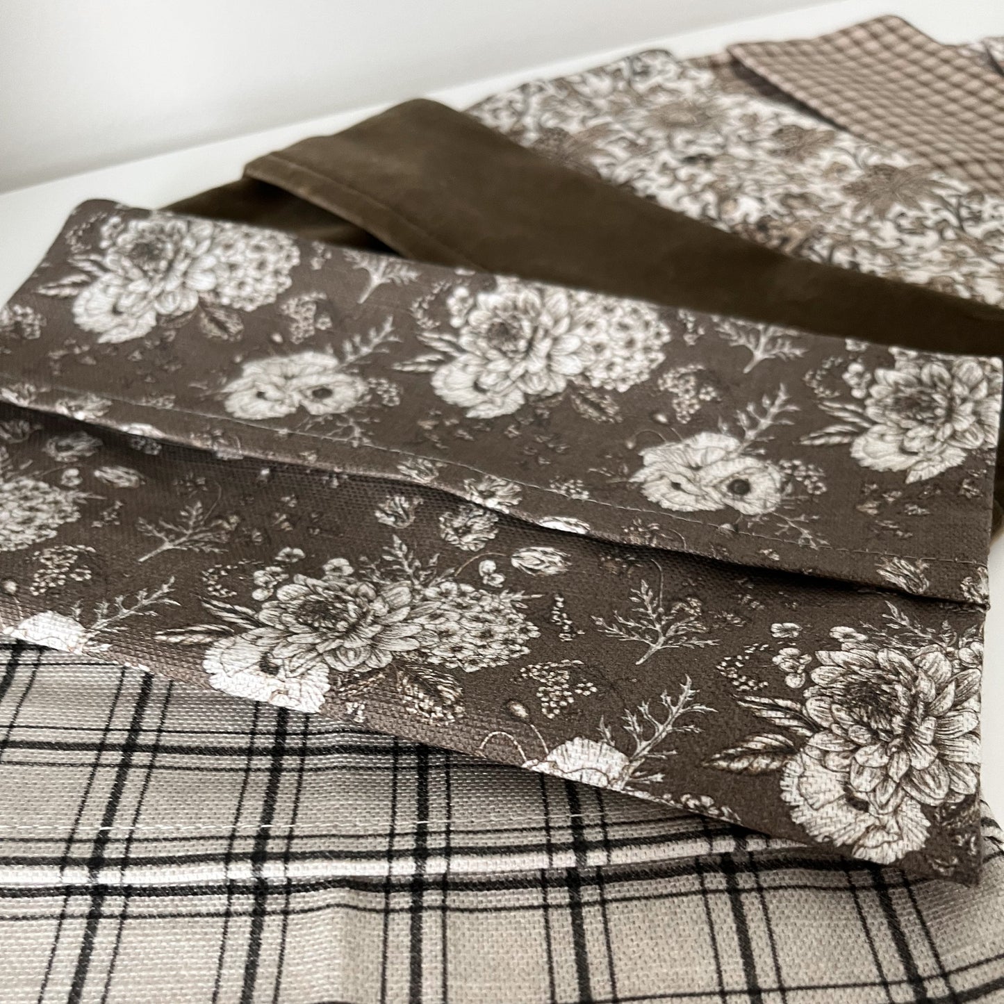 Fabric Tissue Holder | Elysia