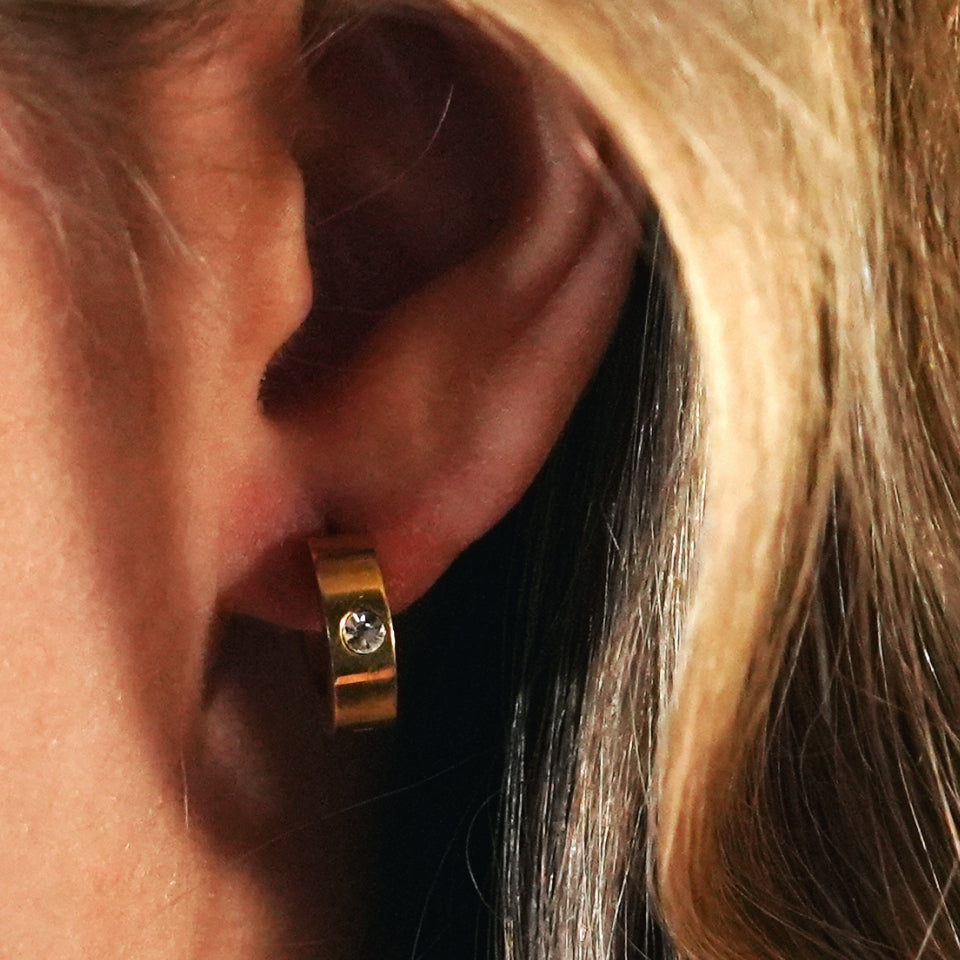 INIS: Wide Mini Hoop Gold Earrings with a Solitaire Zirconia Gemstone