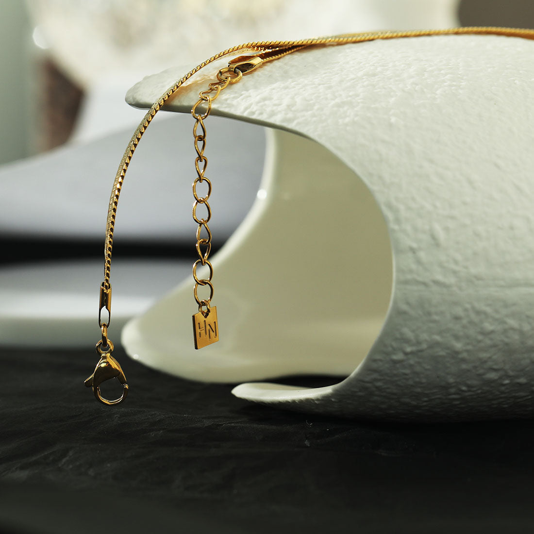 ISABELLA Snake Skin Textured Chain Necklace