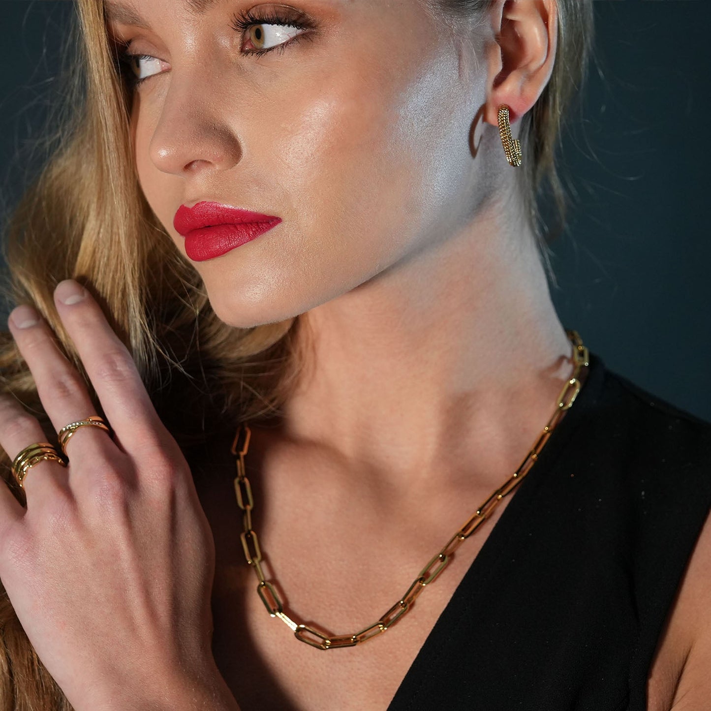 JACINTA 18": Contemporary Paper Clip Gold Chain Necklace