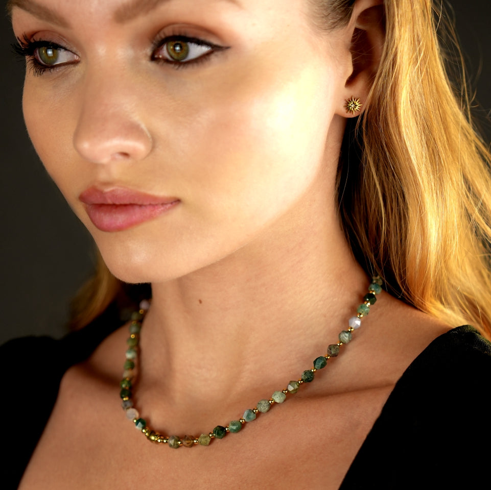 JULIETTA: Indian Agate Stones & Gold Beaded Chain Necklace